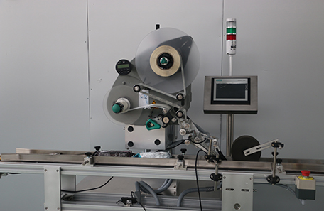 文件袋平面貼標機