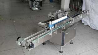 即打即貼貼標機節省人力，降低生產成本！